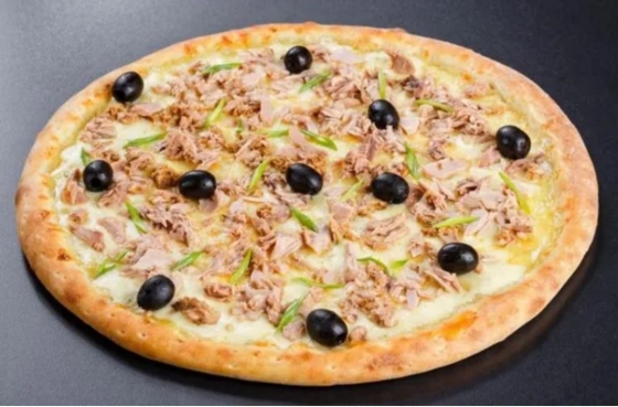 Піца з тунцем